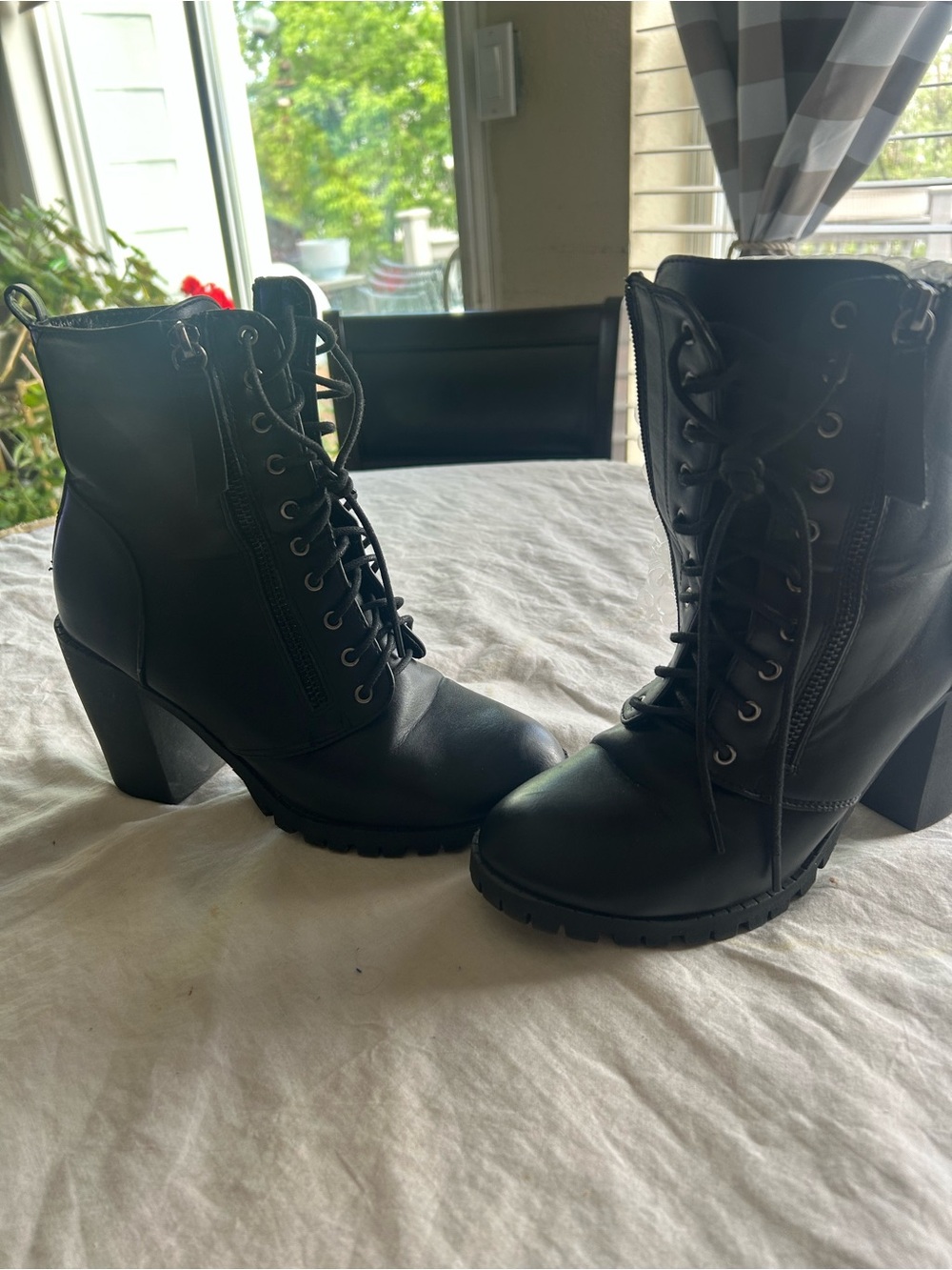 TOP Moda Black Lace-Up Heeled Combat Boots size 7.5.